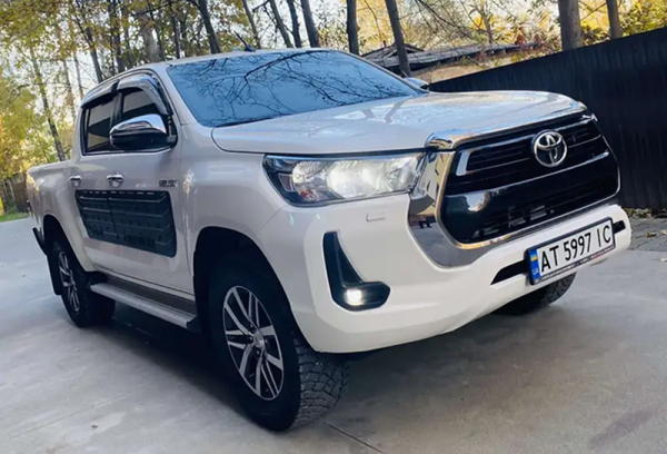 Toyota Hilux 2021 