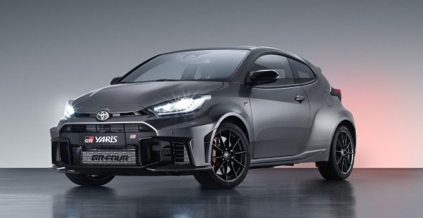 Toyota Yaris 2024 