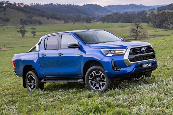 Toyota Hilux 2021 